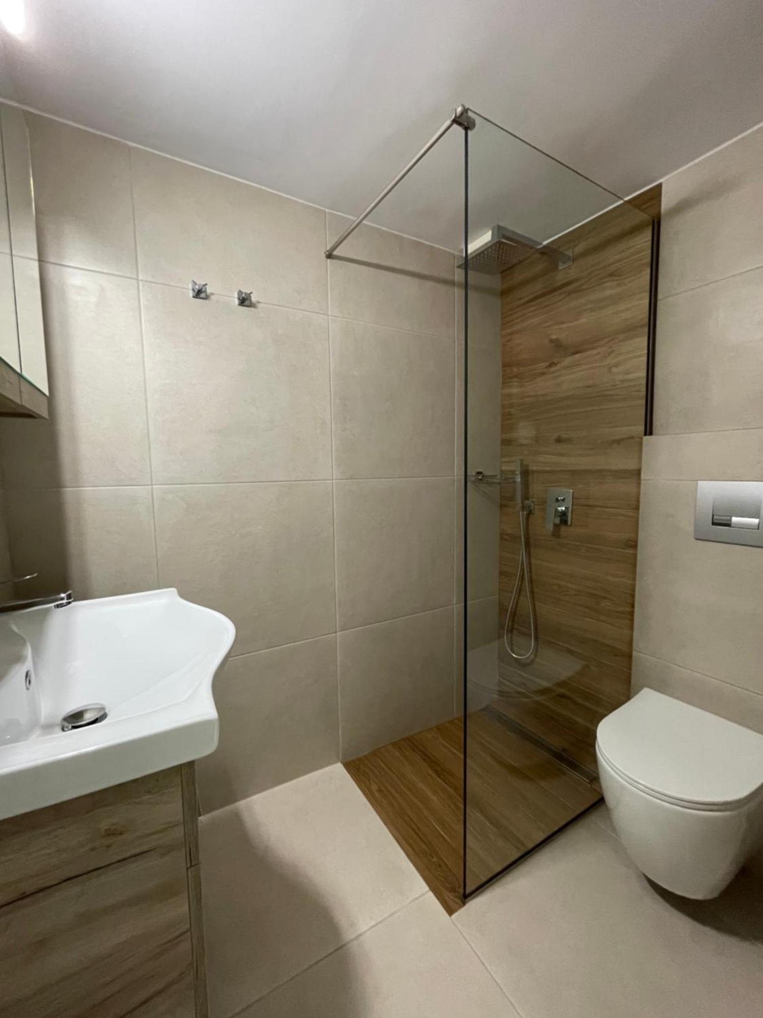 Villa Georgia Apartments & Suites คาลามากี ห้อง รูปภาพ