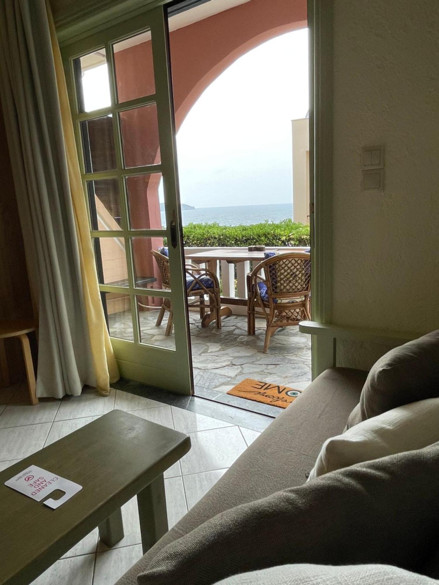 Villa Georgia Apartments & Suites คาลามากี ห้อง รูปภาพ