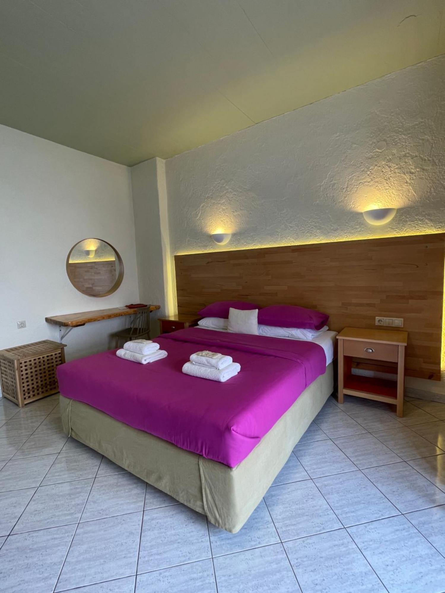 Villa Georgia Apartments & Suites คาลามากี ห้อง รูปภาพ