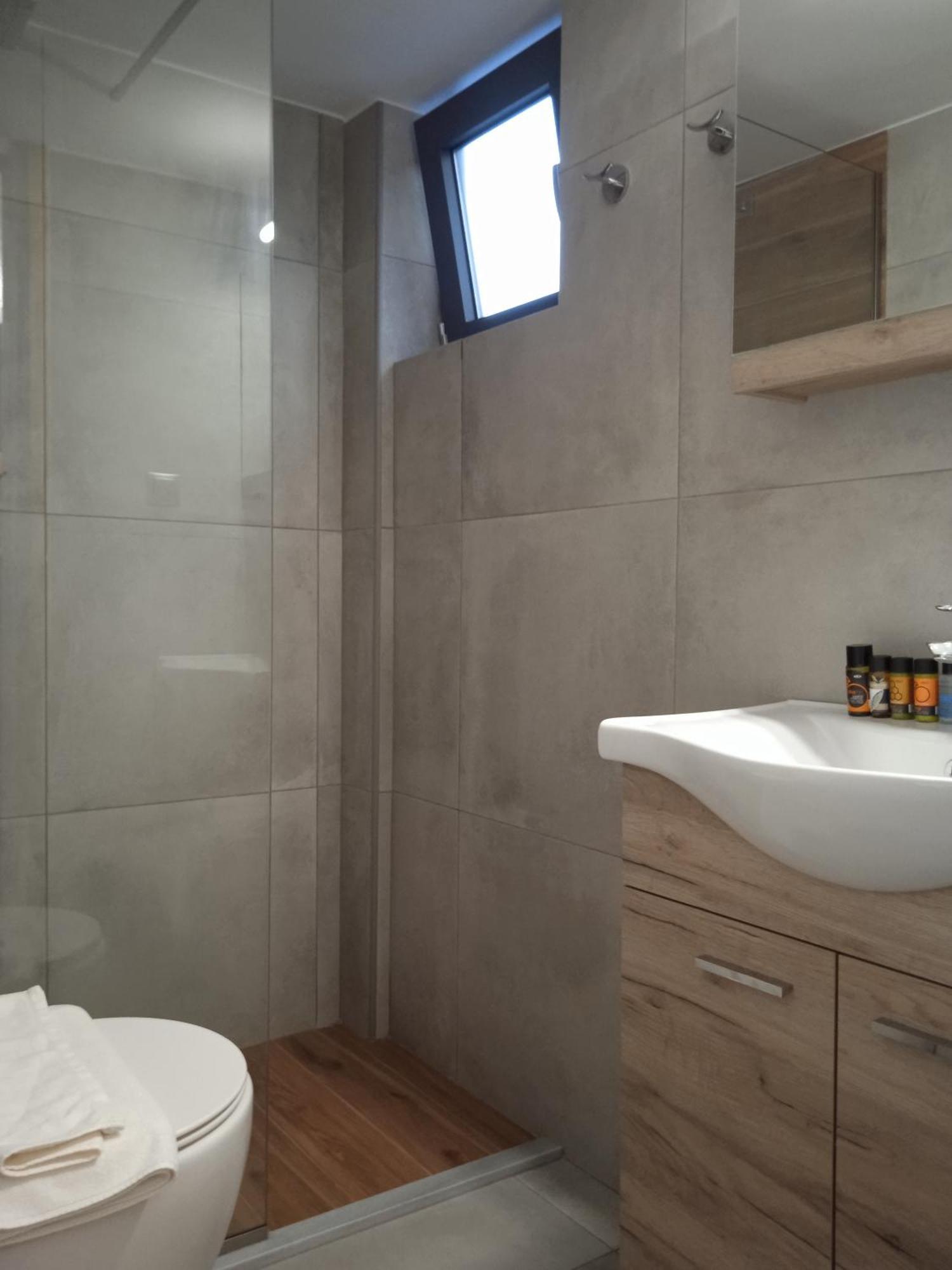 Villa Georgia Apartments & Suites คาลามากี ห้อง รูปภาพ