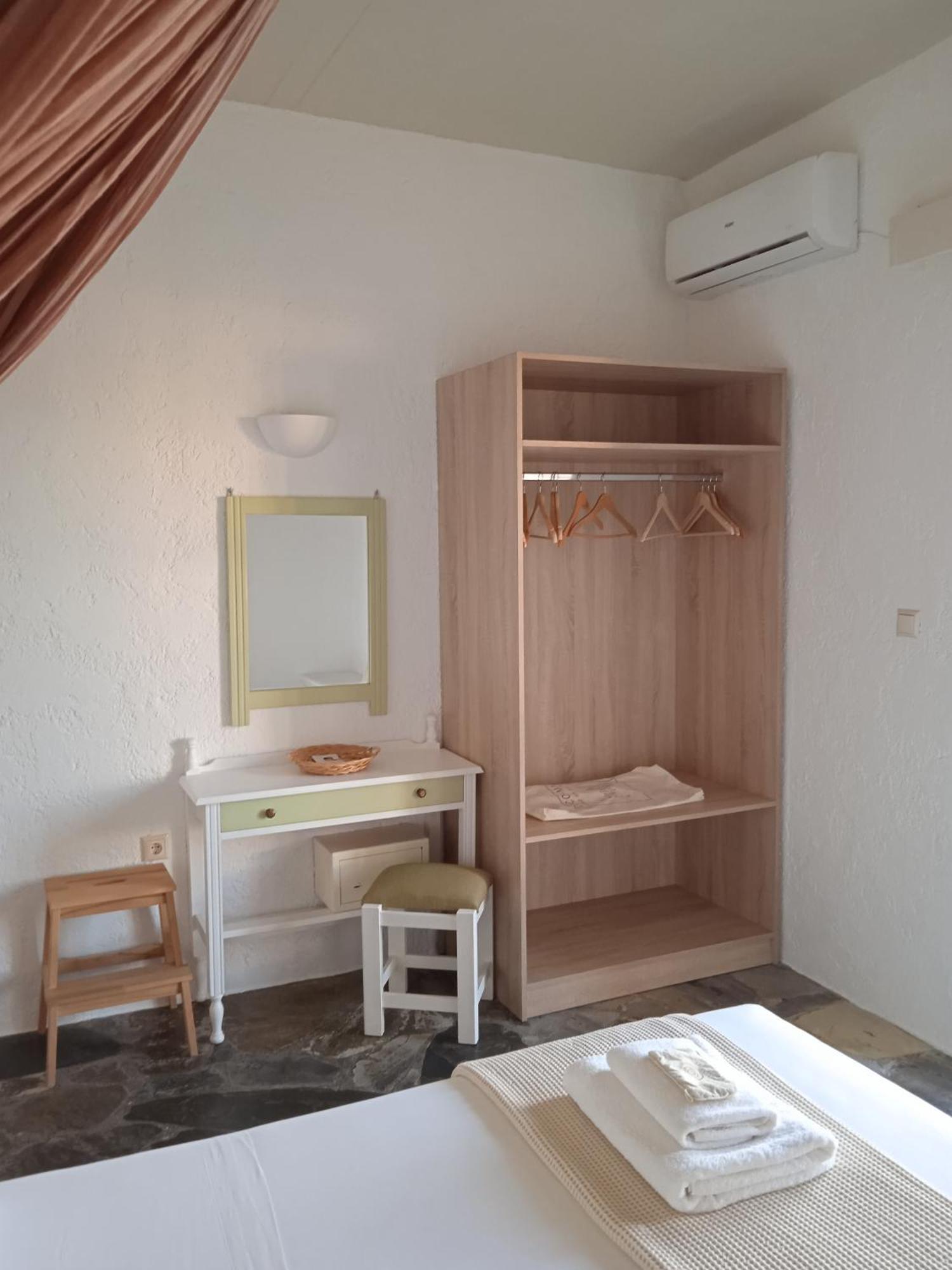 Villa Georgia Apartments & Suites คาลามากี ห้อง รูปภาพ