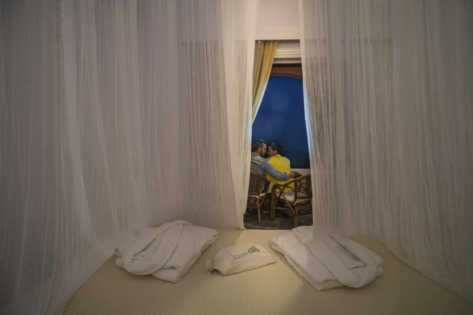 Villa Georgia Apartments & Suites คาลามากี ภายนอก รูปภาพ